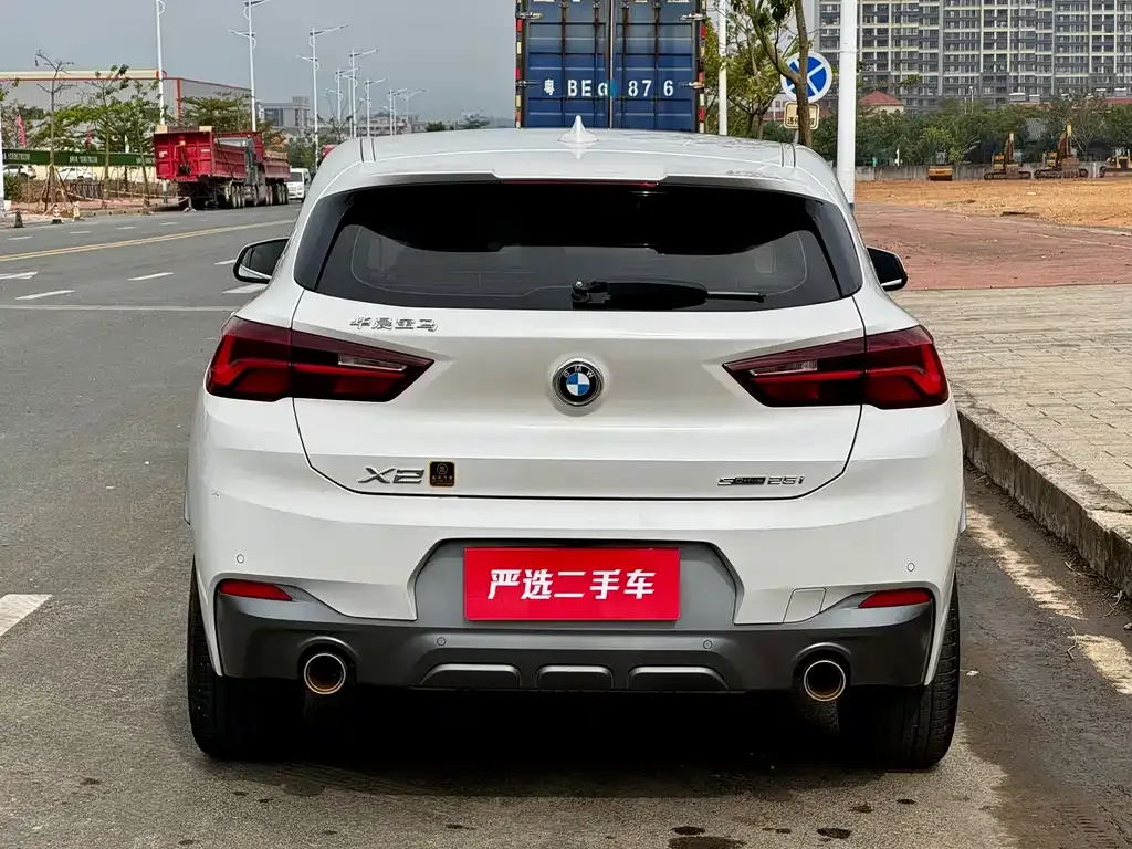 BMW X2 — фото 7