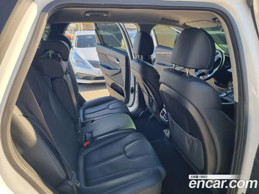 Hyundai Santafe — фото 10