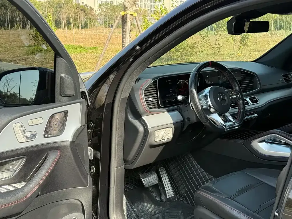 Mercedes-Benz GLE AMG — фото 5