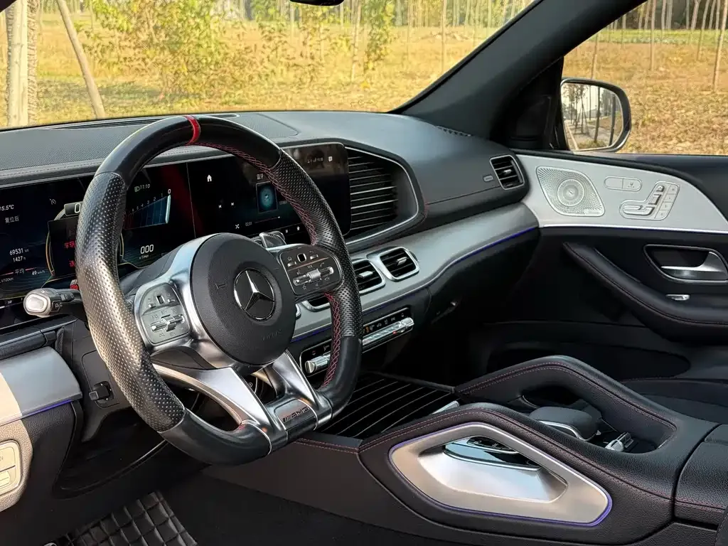 Mercedes-Benz GLE AMG — фото 7