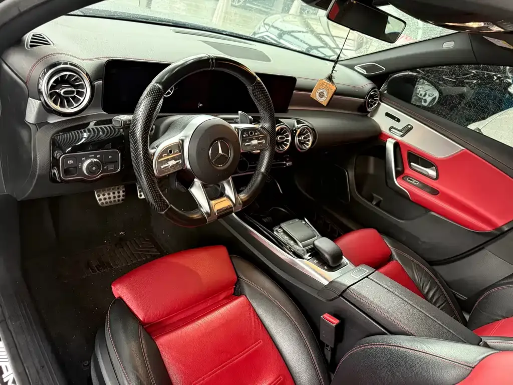 Mercedes-Benz A-Class AMG — фото 4