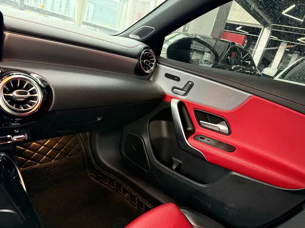 Mercedes-Benz A-Class AMG — фото 8