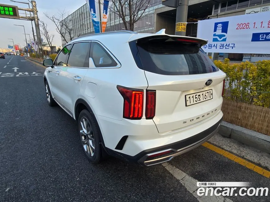 Kia Sorento — фото 5