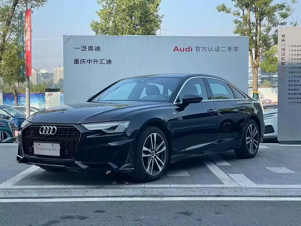 Audi A6L — фото 1