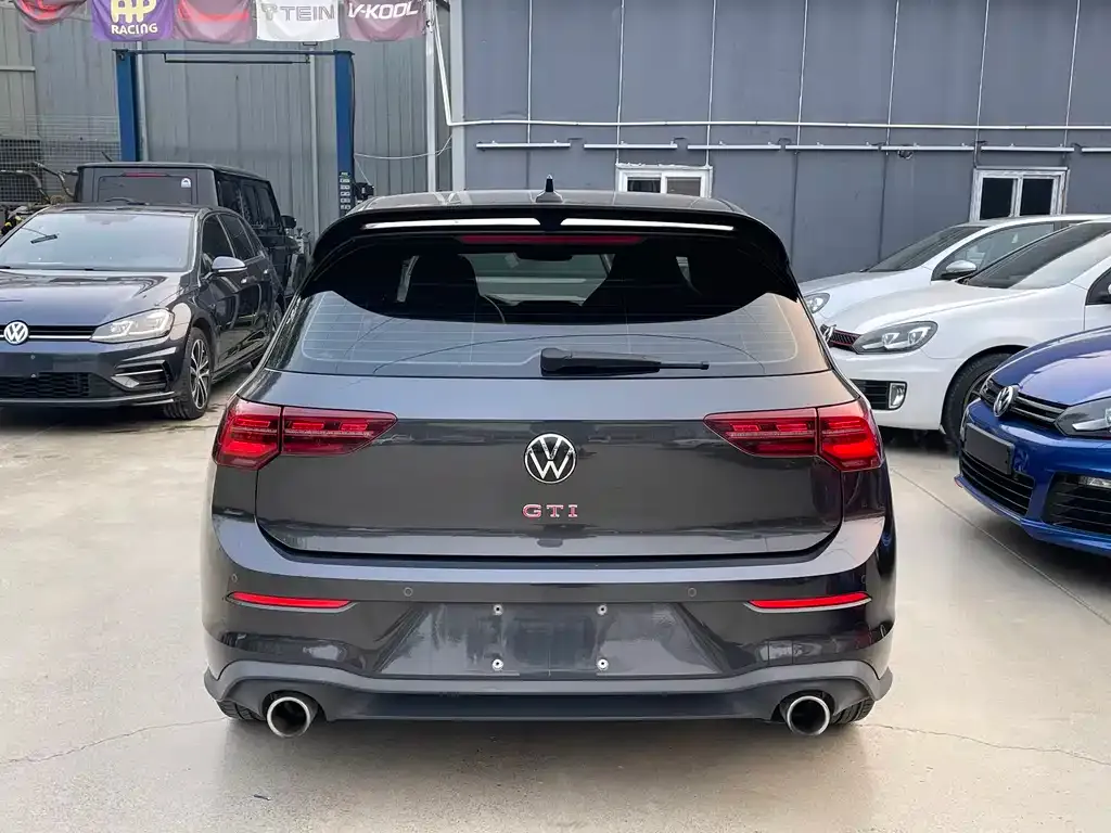 Volkswagen Golf GTI — фото 5