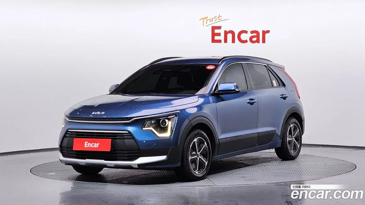 Kia Niro — фото 1