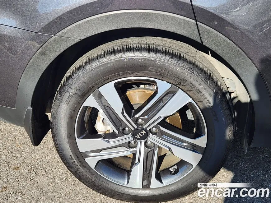 Kia Sorento — фото 5