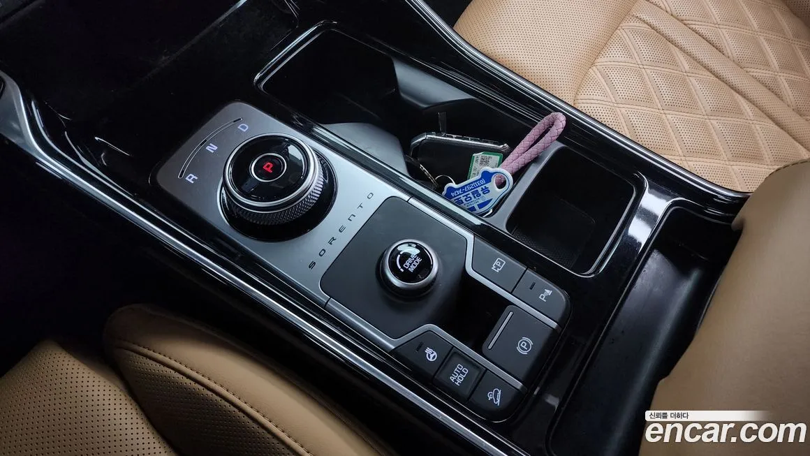 Kia Sorento — фото 9