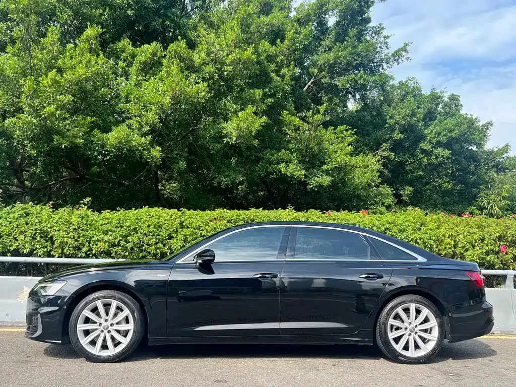 Audi A6L — фото 3