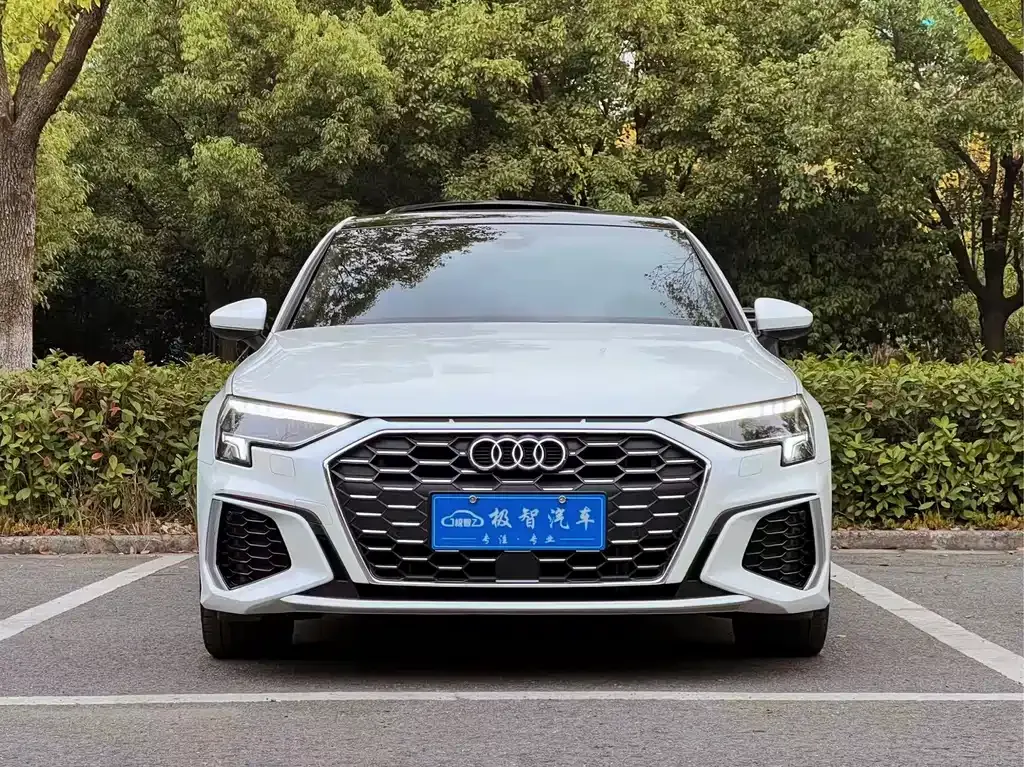 Audi A3 — фото 2