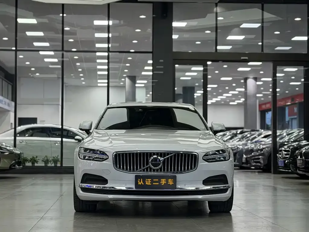 Volvo S90 — фото 2