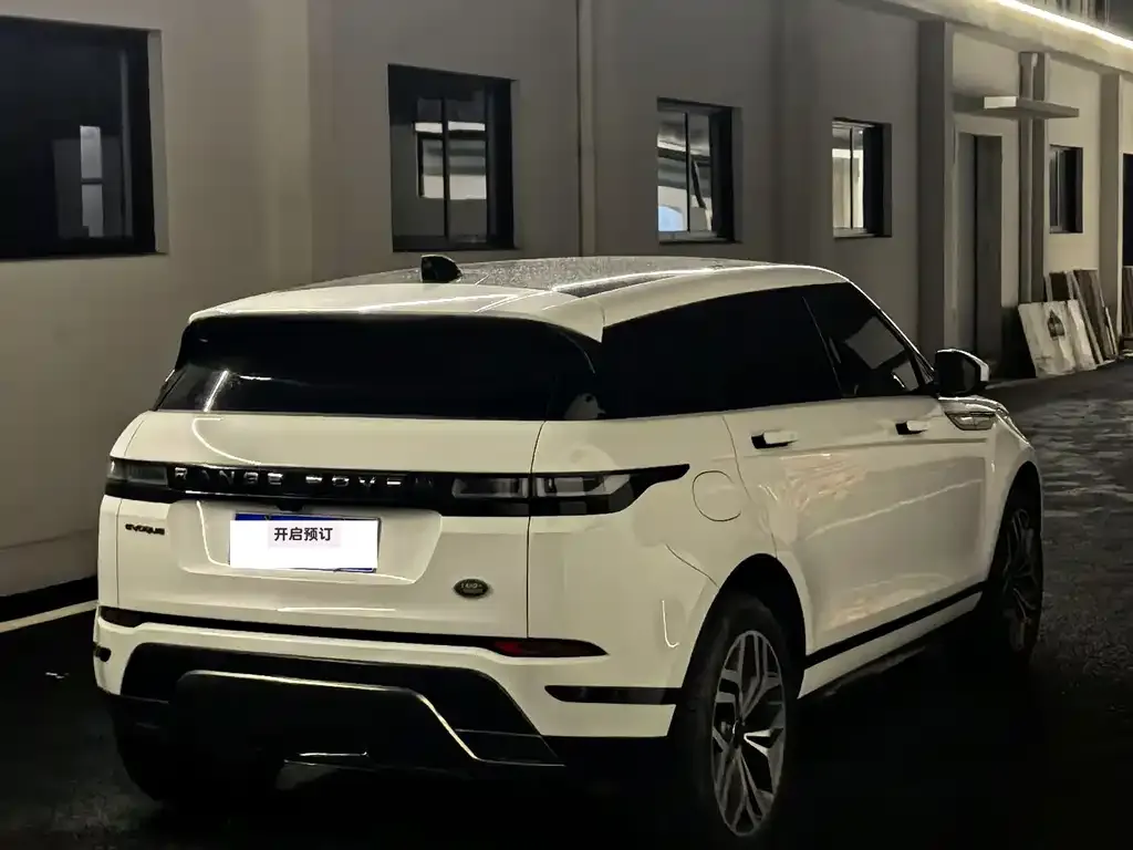 Land Rover Evoque — фото 10