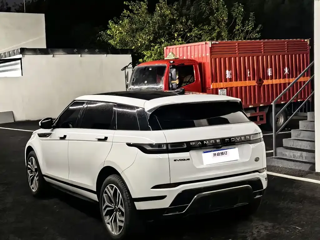 Land Rover Evoque — фото 9