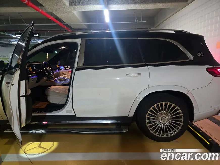 Mercedes-Benz GLS-Class — фото 10