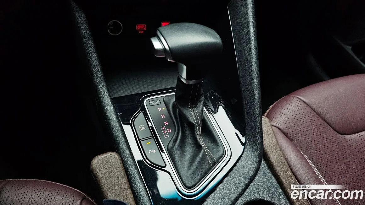 Kia Niro — фото 9