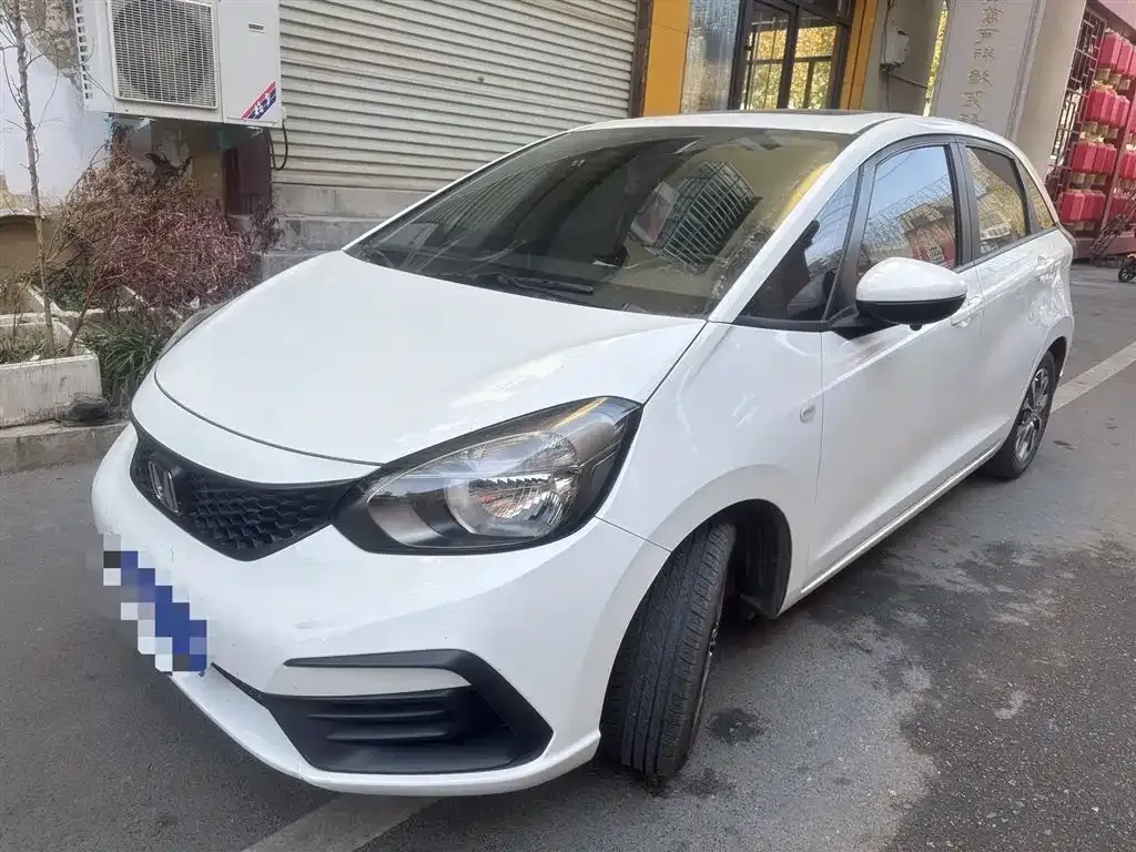 Honda Fit — фото 1