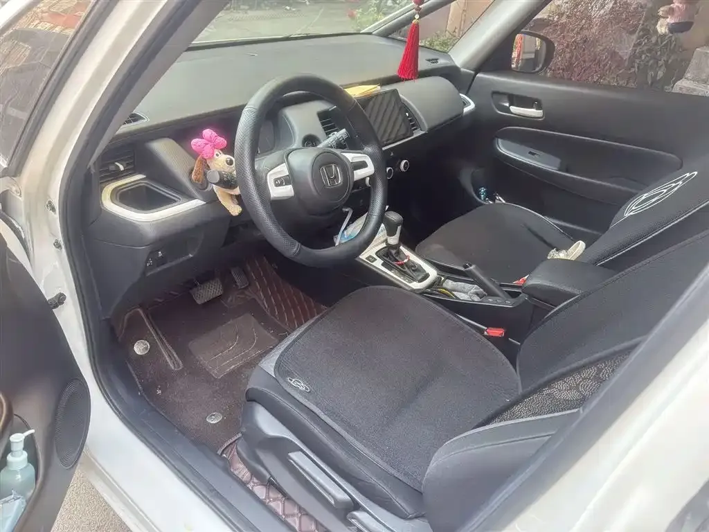 Honda Fit — фото 7