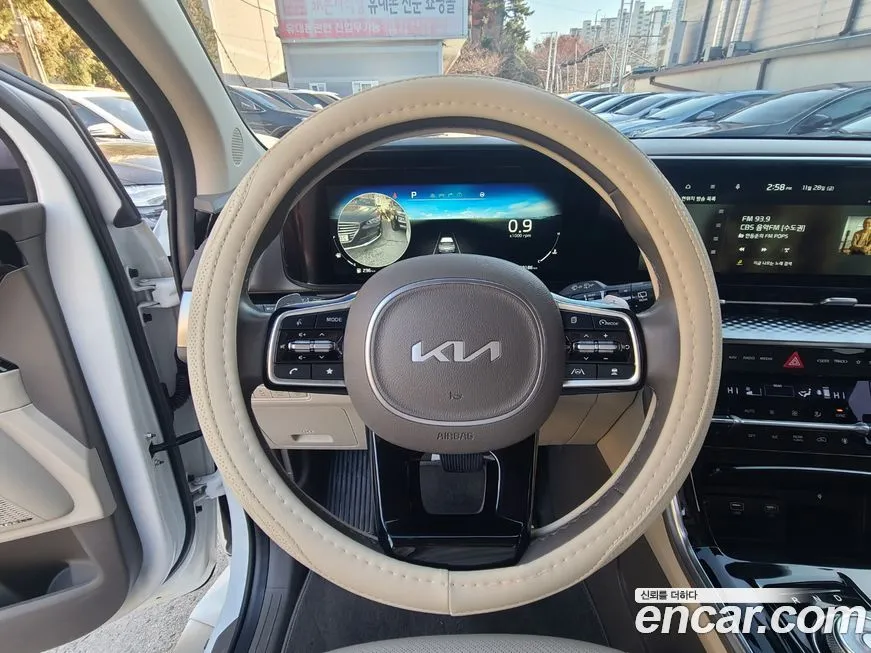 Kia Carnival — фото 9
