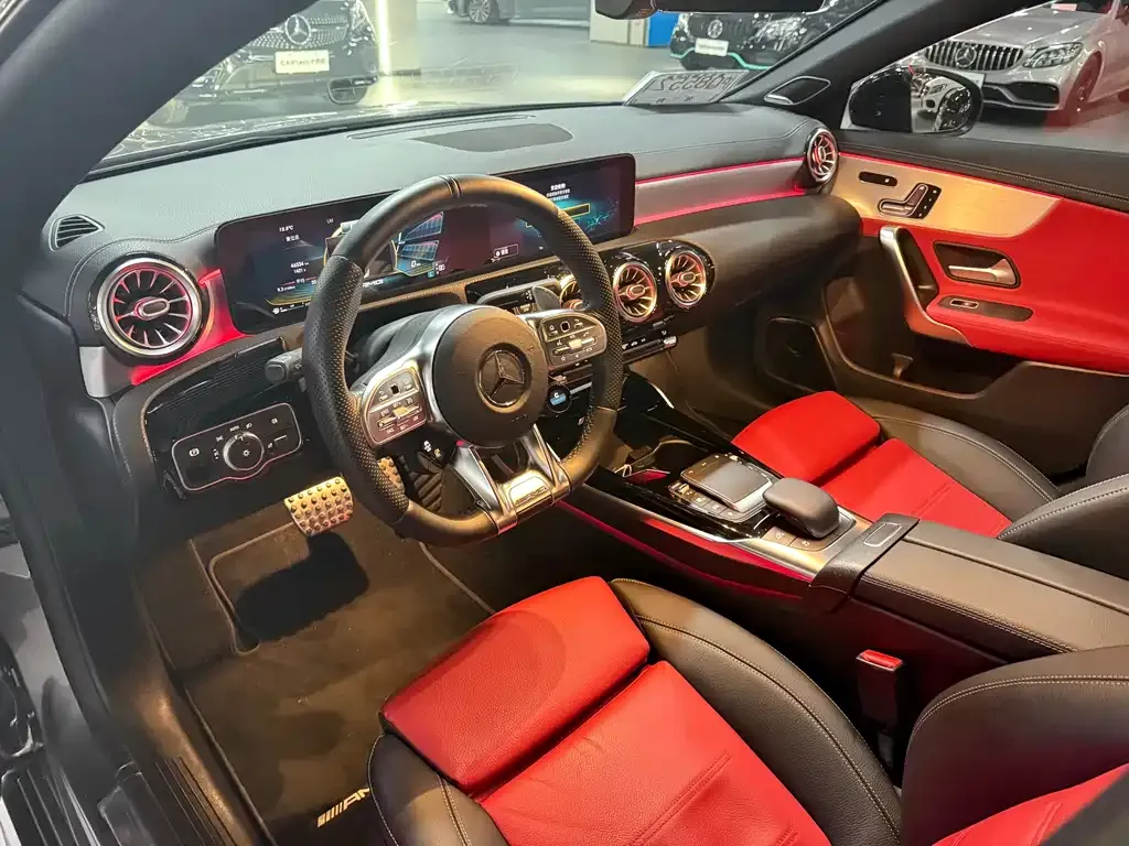 Mercedes-Benz CLA AMG — фото 4