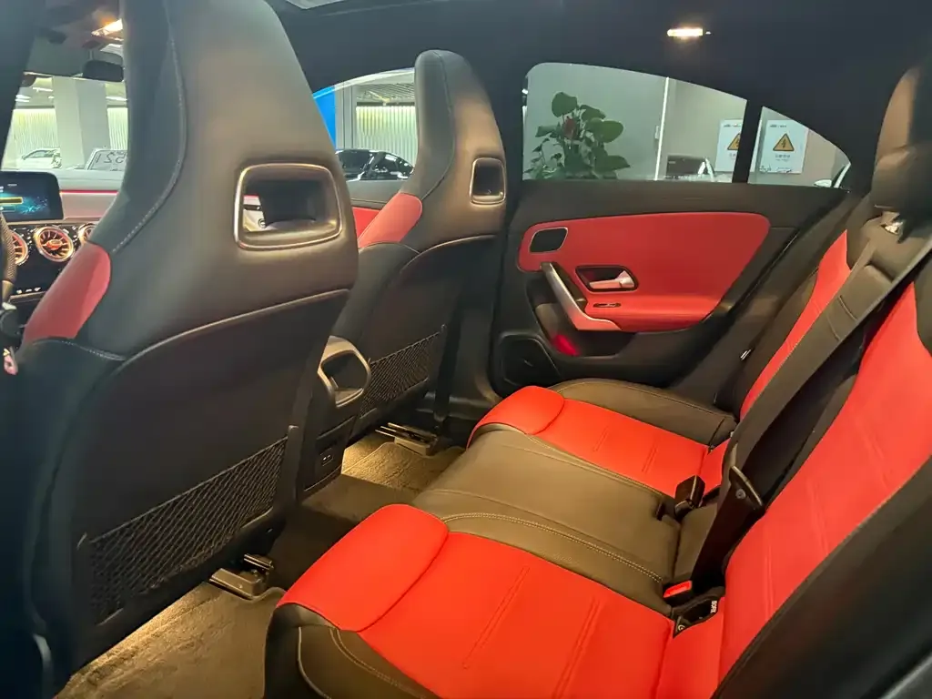 Mercedes-Benz CLA AMG — фото 7