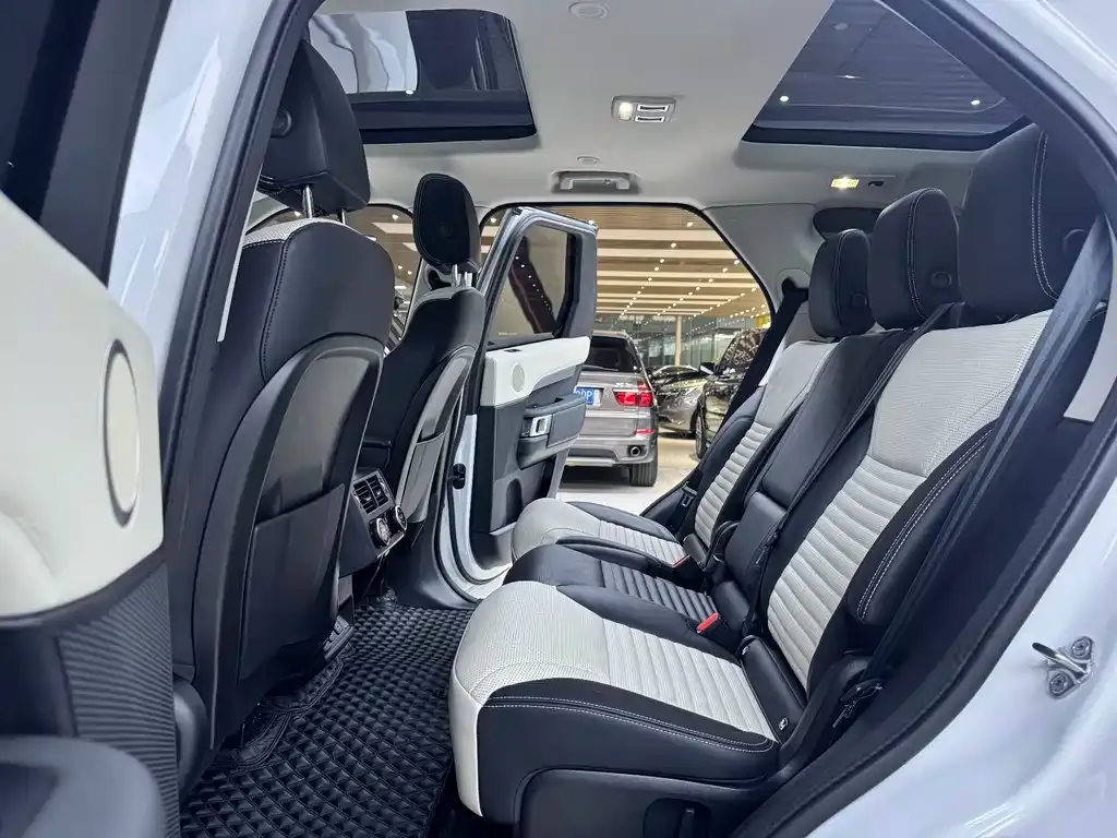 Land Rover Discovery — фото 10