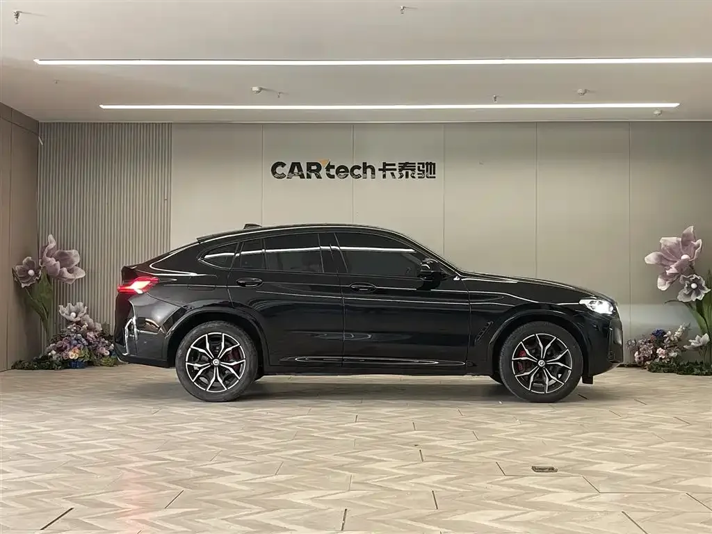 BMW X4 — фото 4