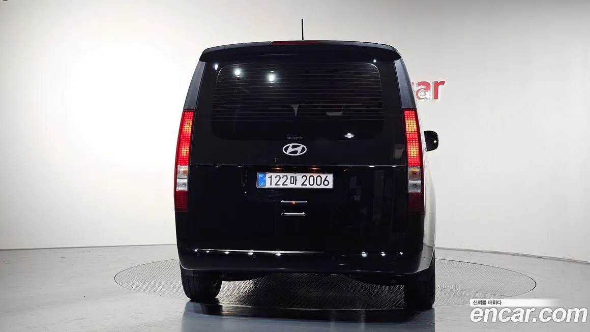 Hyundai Staria — фото 4