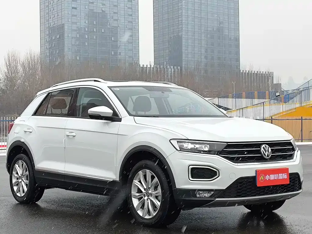 Volkswagen T-Roc — фото 4