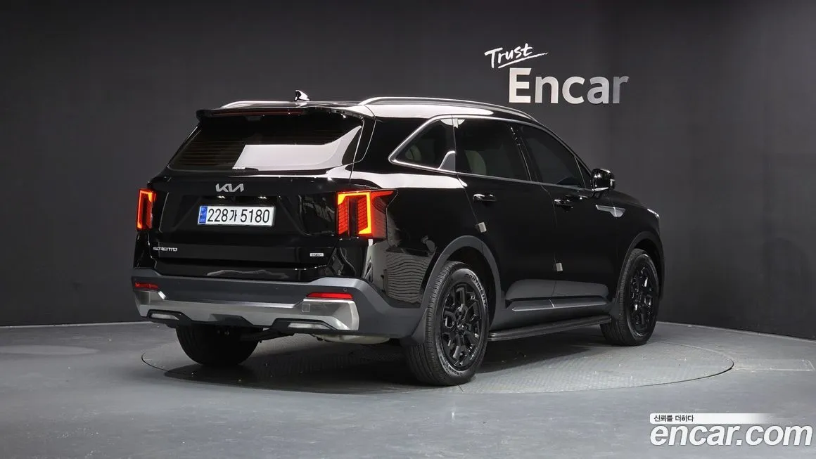 Kia Sorento — фото 2