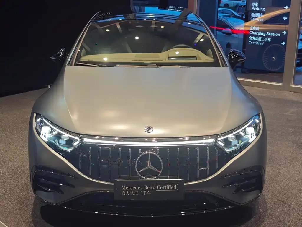 Mercedes-Benz EQS AMG — фото 2