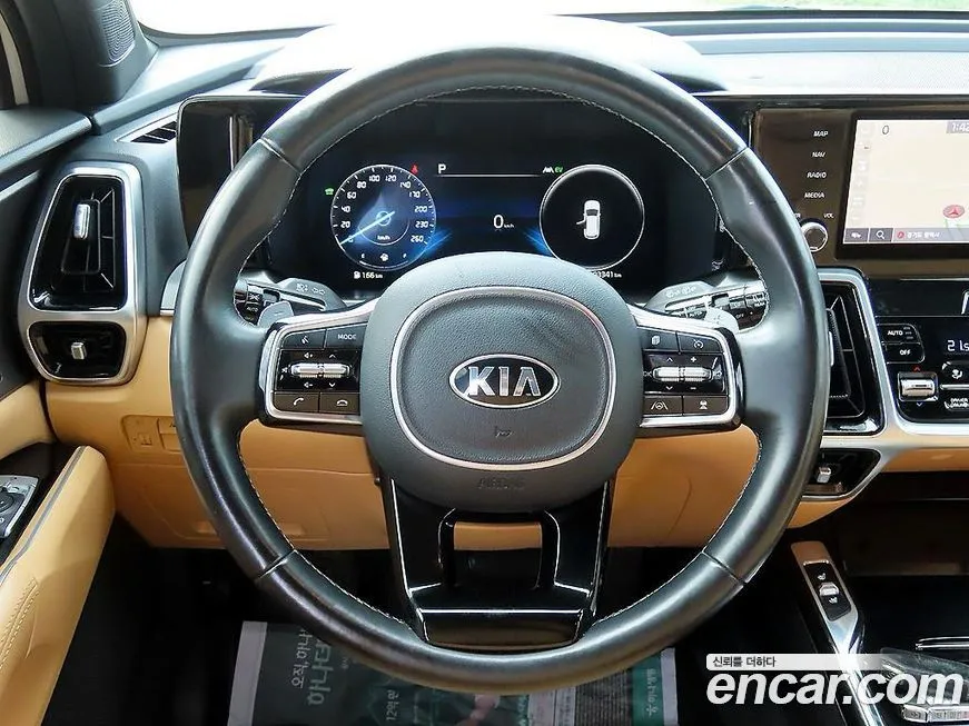 Kia Sorento — фото 8