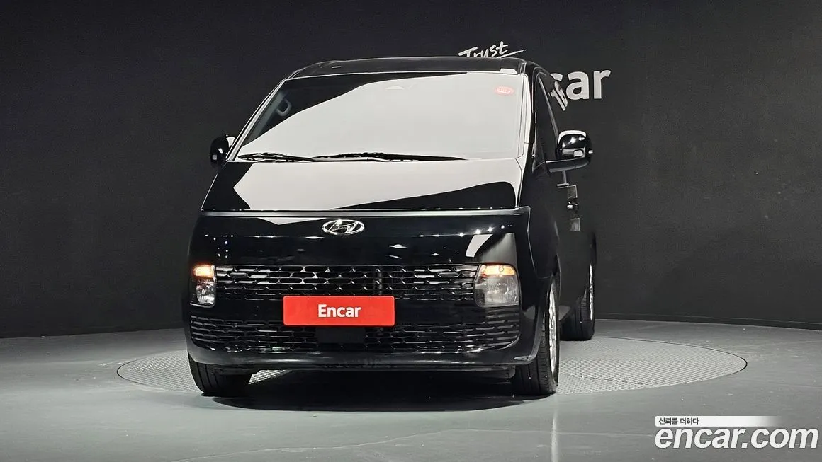 Hyundai Staria — фото 3