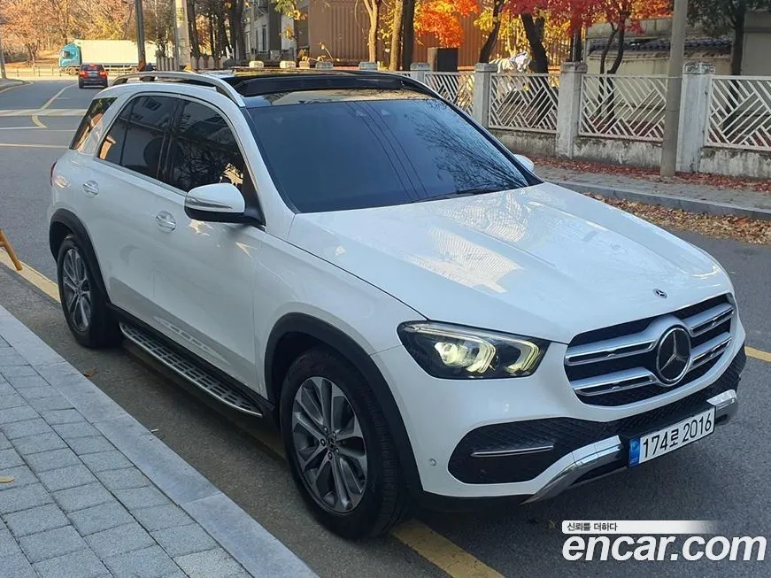 Mercedes-Benz GLE-Class — фото 6