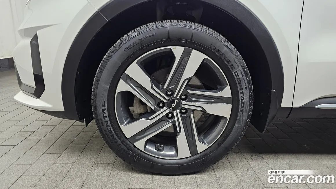 Kia Sorento — фото 5