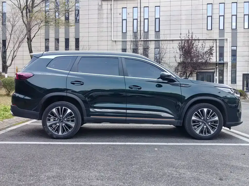 Chery Tiggo 8 PRO — фото 2