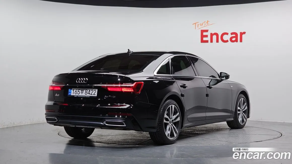 Audi A6 — фото 2