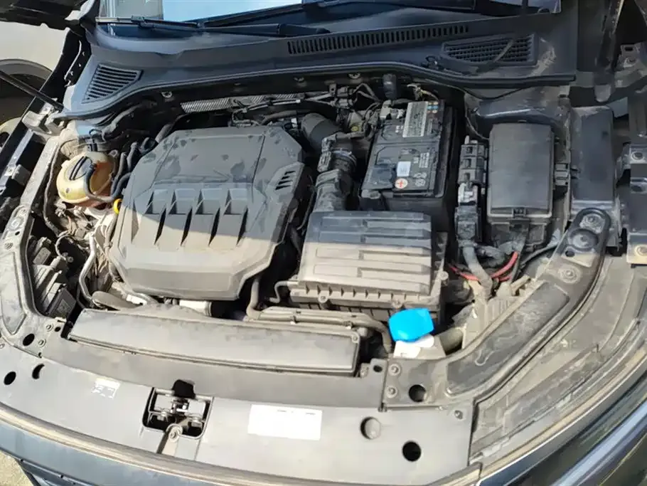 Volkswagen Passat — фото 10