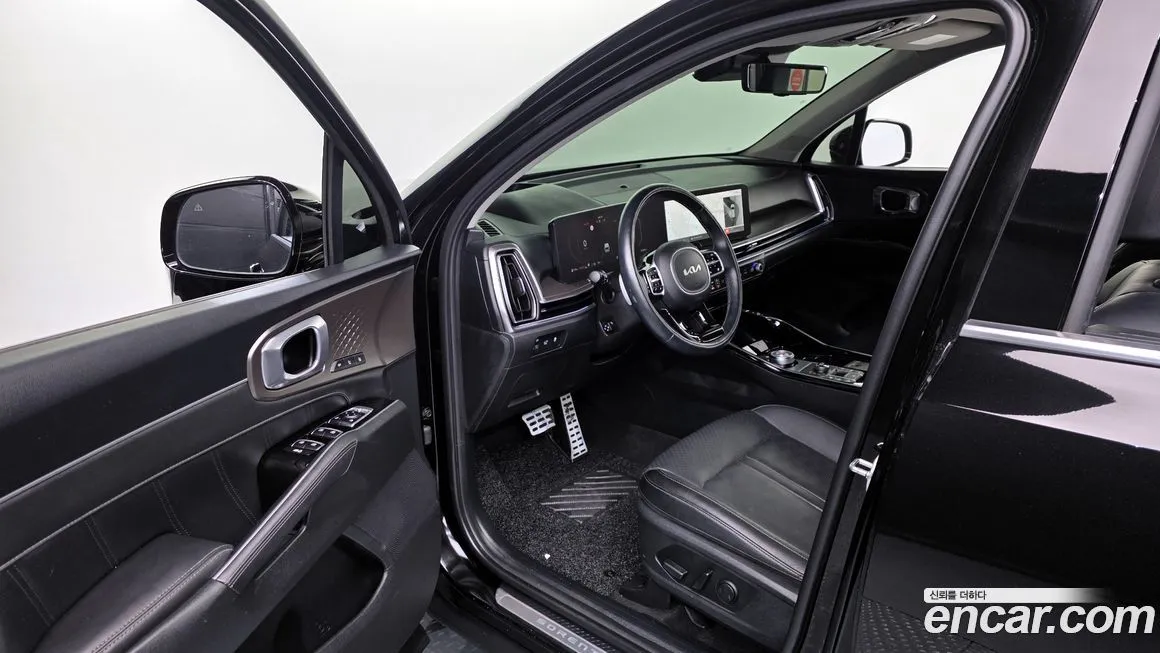 Kia Sorento — фото 10