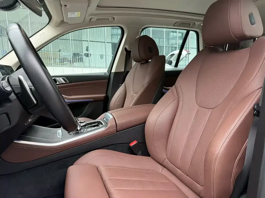 BMW X5 (Import) — фото 6