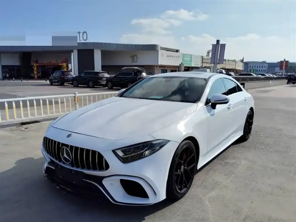 Mercedes-Benz CLS — фото 1