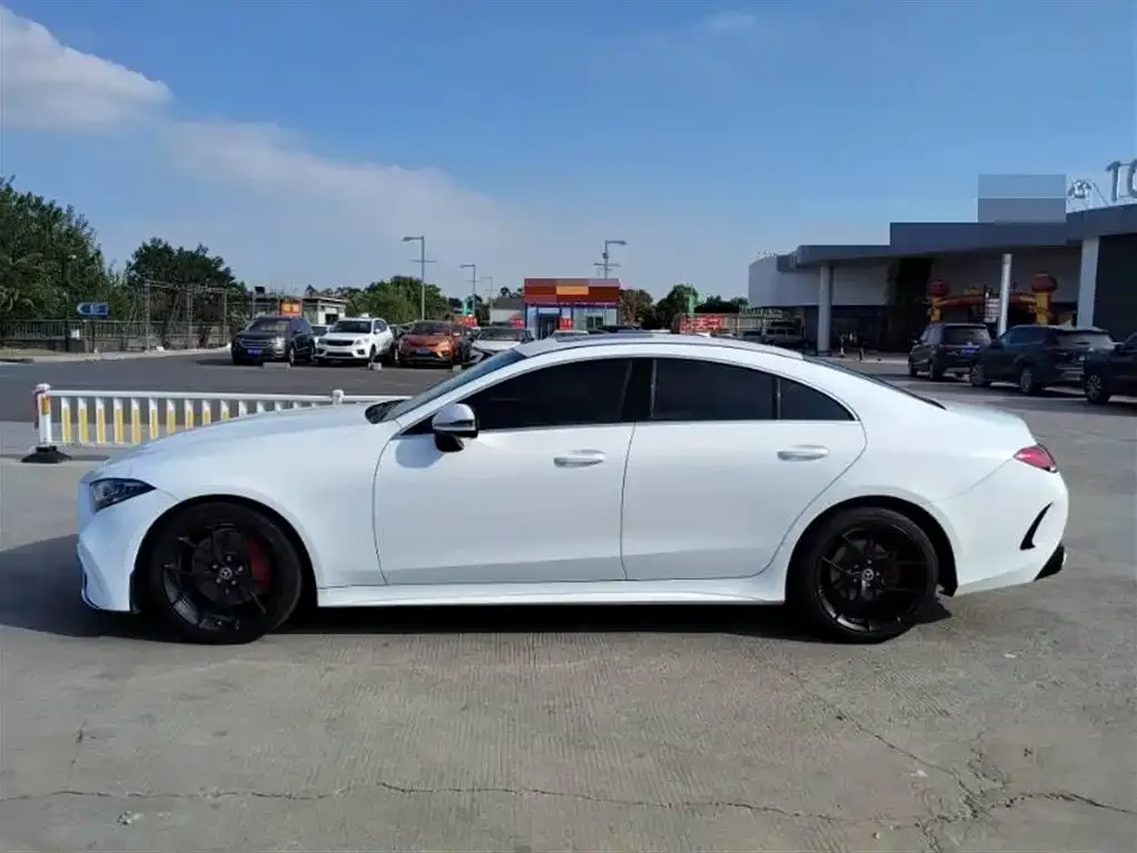 Mercedes-Benz CLS — фото 2