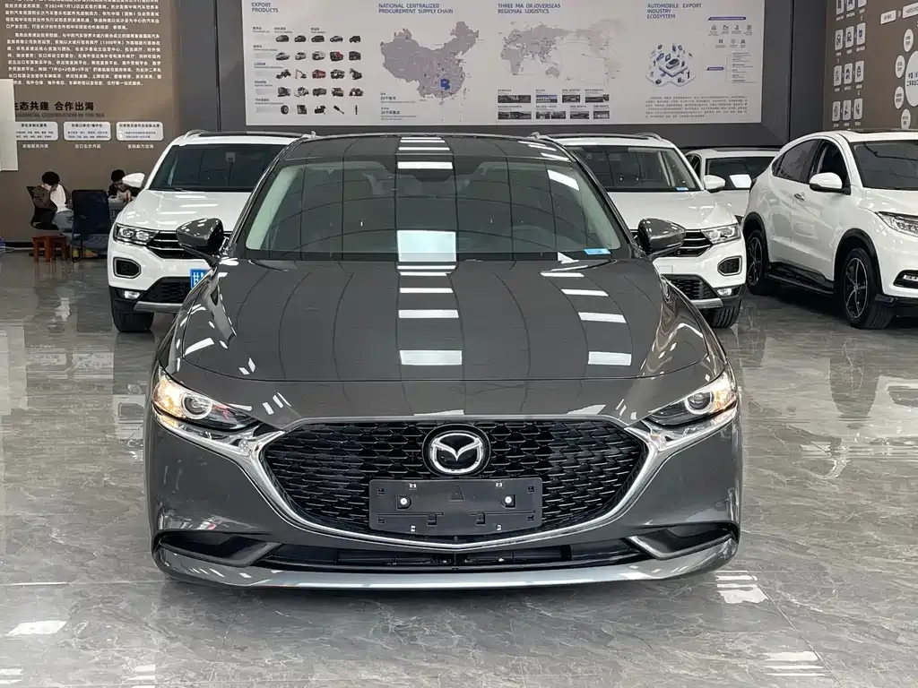 Mazda 3 Axela — фото 2