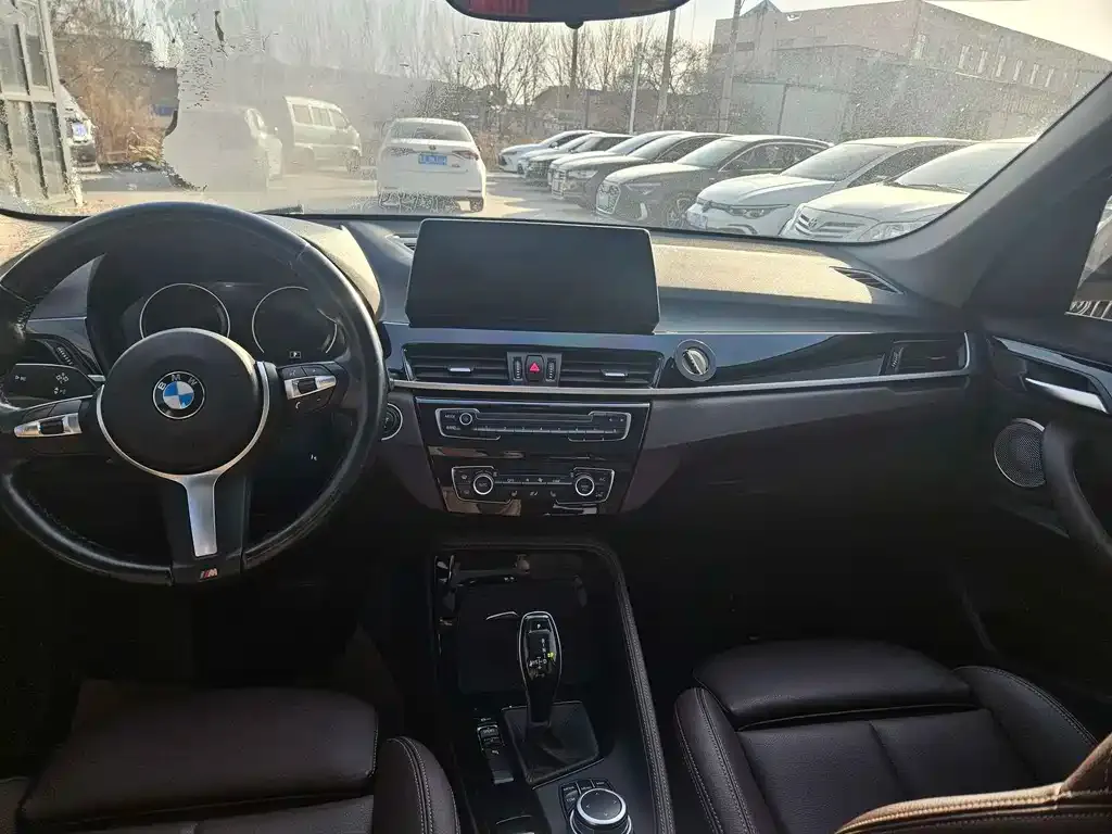 BMW X1 — фото 2