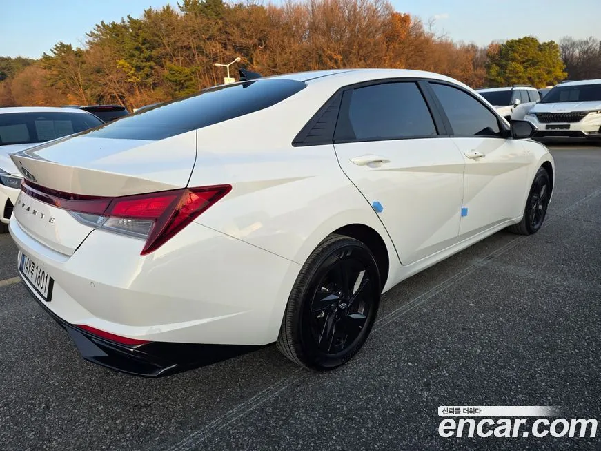 Hyundai AVANTE — фото 5