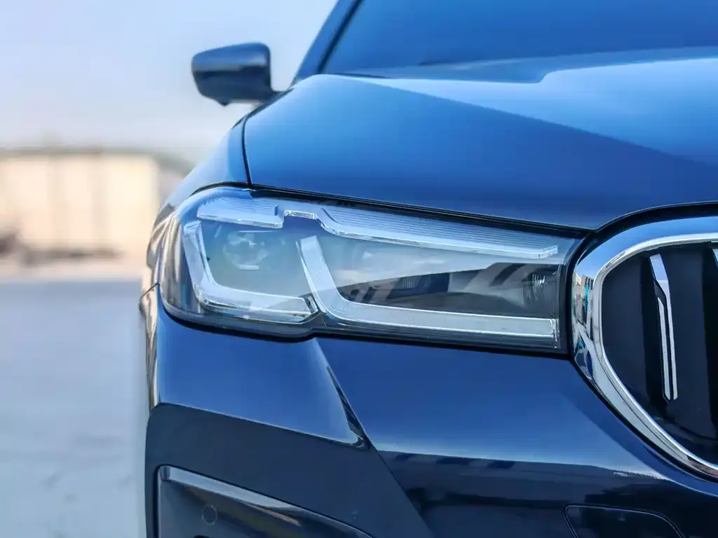 BMW 5 Series New Energy — фото 10