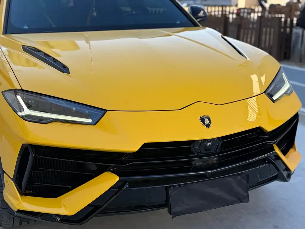 Lamborghini Urus — фото 8