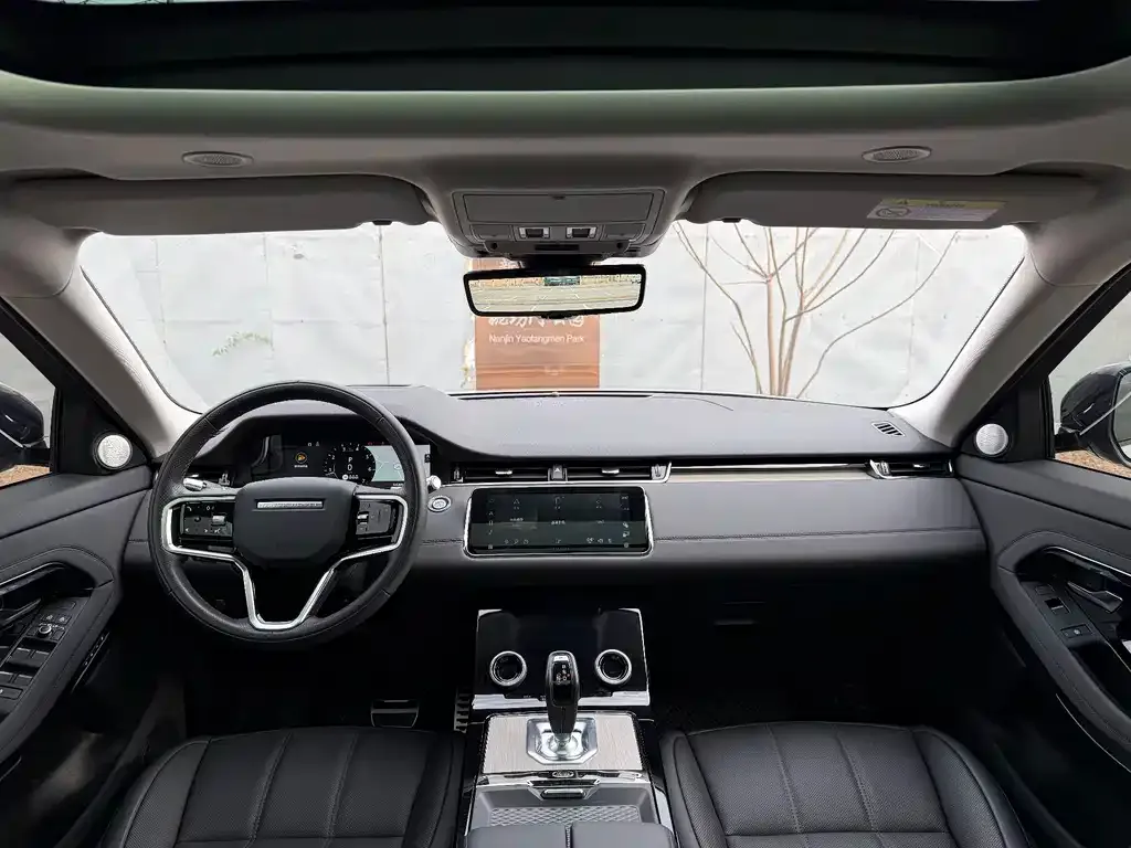 Land Rover Evoque — фото 5