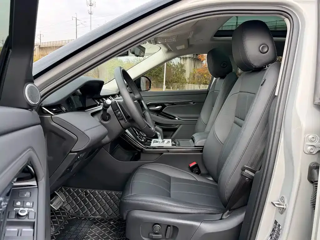 Land Rover Evoque — фото 6