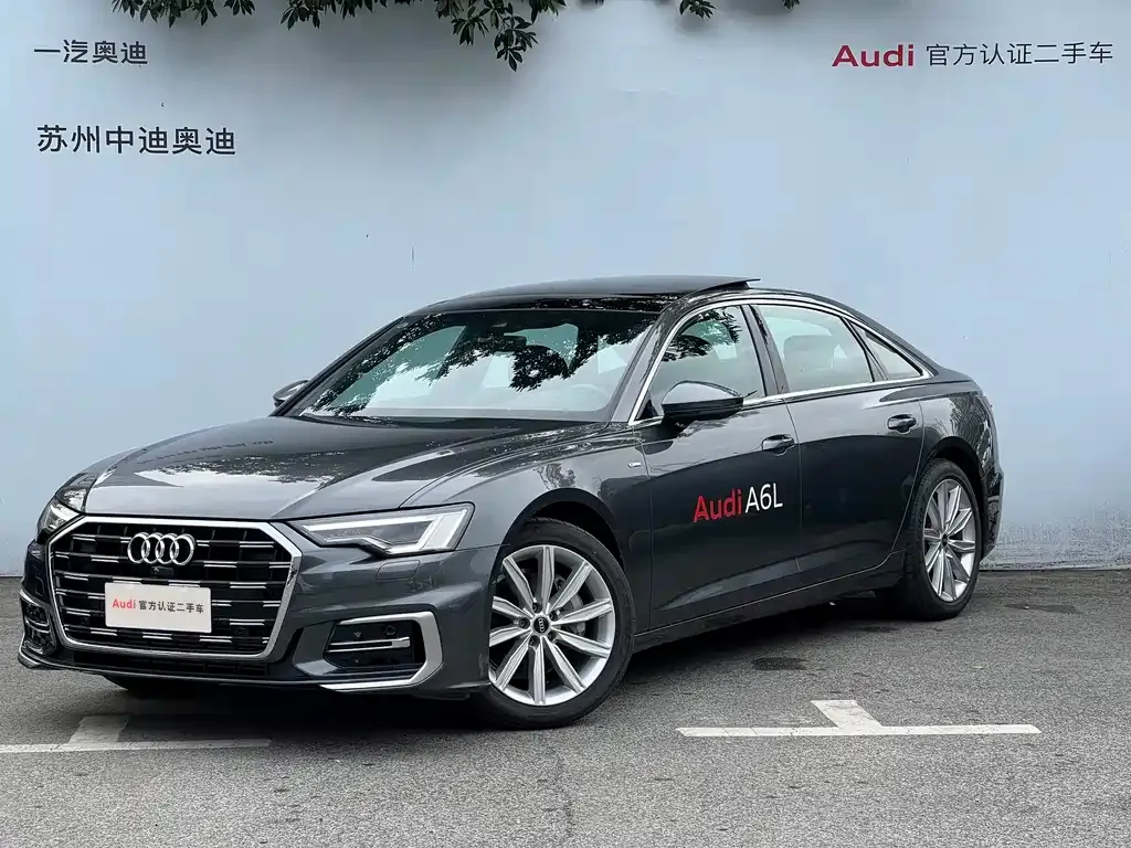 Audi A6L — фото 1