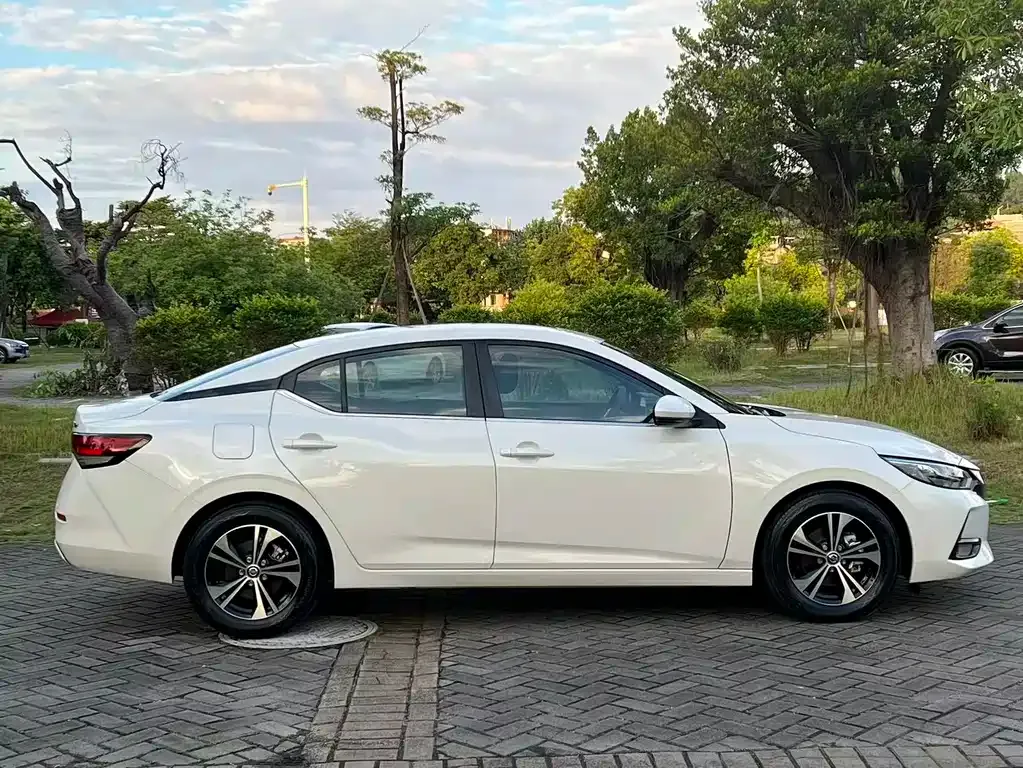 Nissan Sylphy — фото 4